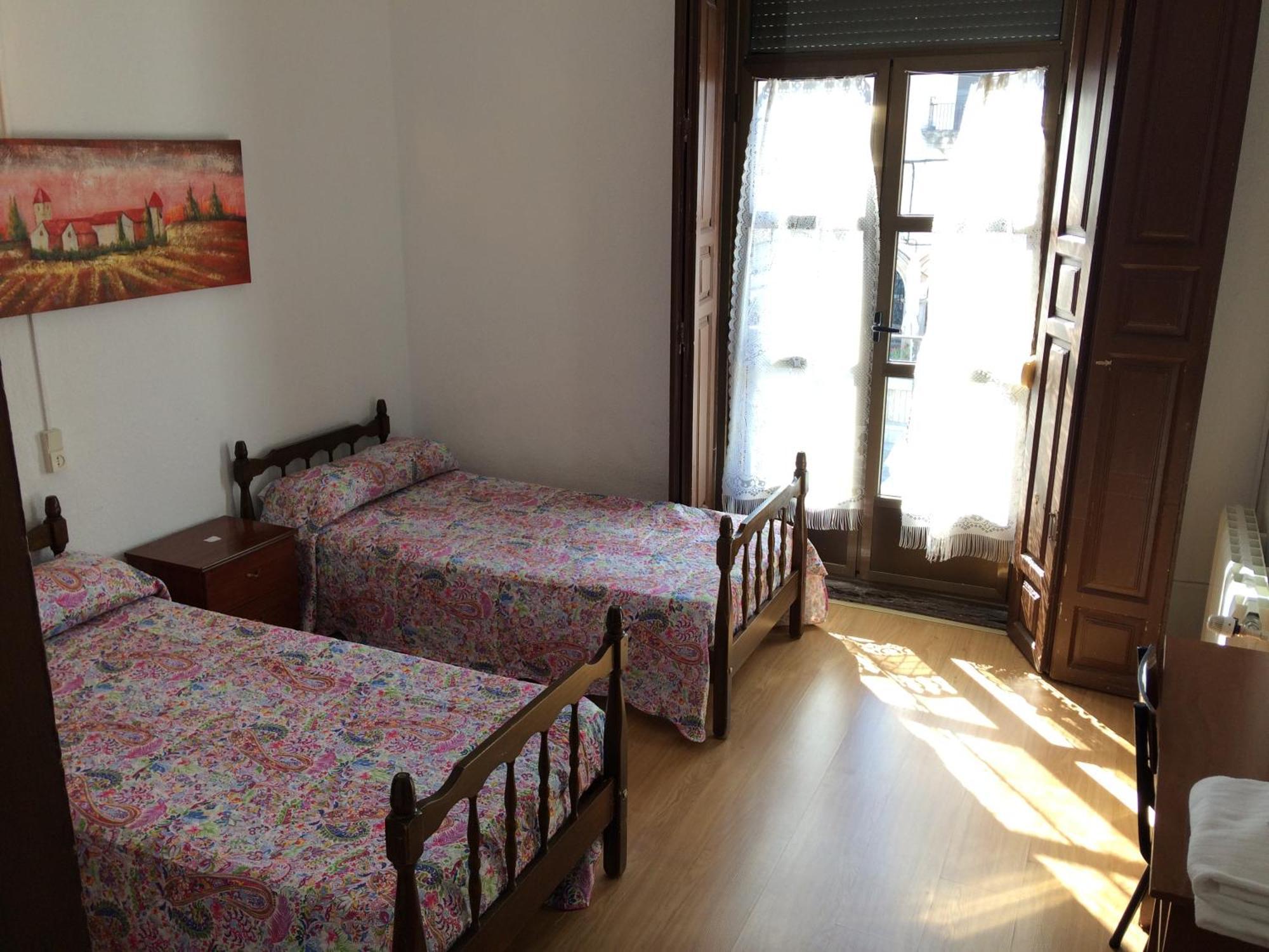 Pension Carretero Caces 외부 사진