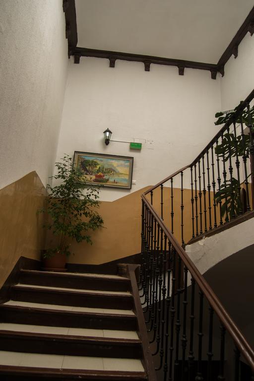 Pension Carretero Caces 외부 사진